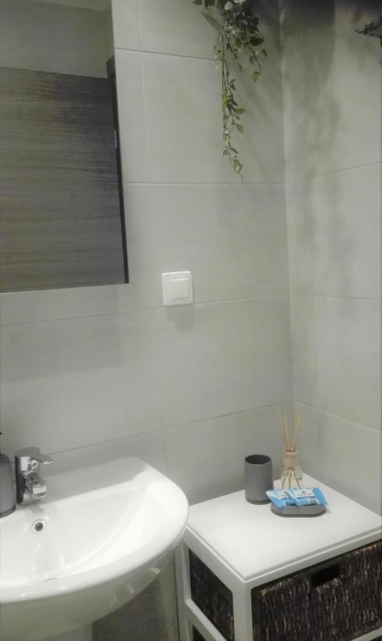 New Sea Escape Boutique Apt-Agii Aposto Li Beach Χανιά Εξωτερικό φωτογραφία
